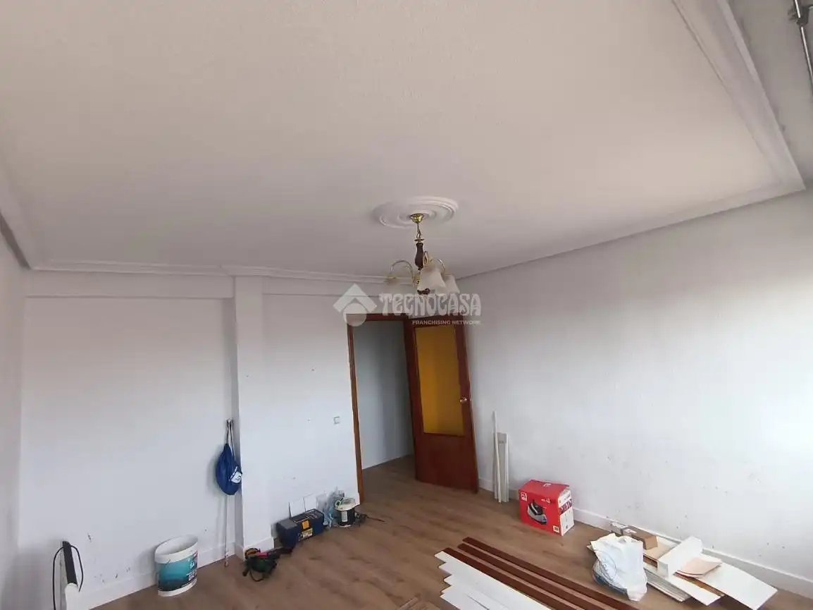 Schlafzimmer von Wohnung zur Miete in Calera y Chozas mit Balkon