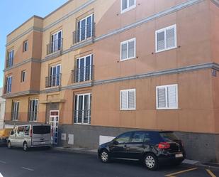 Exterior view of Flat for sale in Ingenio  with Storage room and Alarm