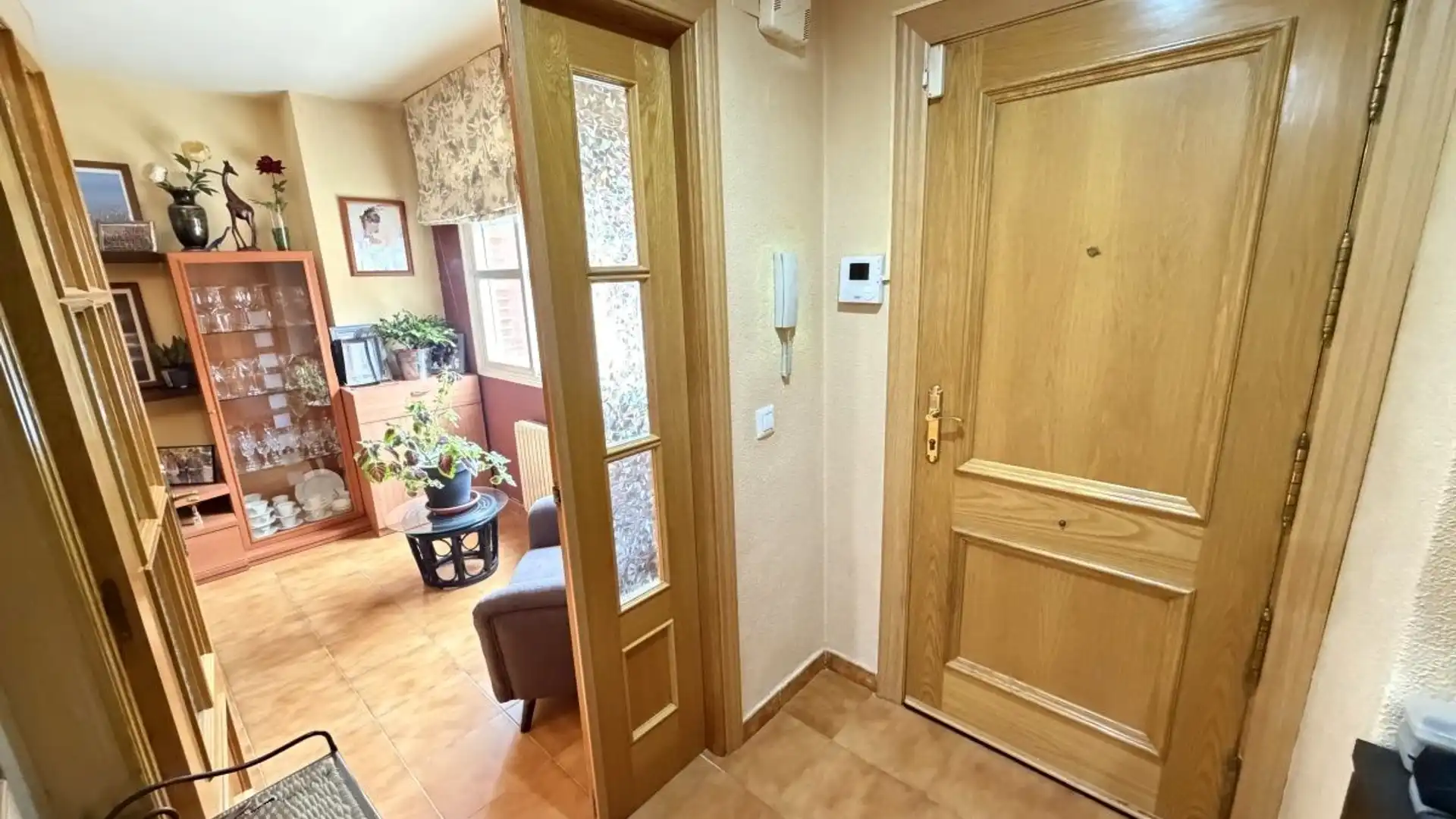 Single-family semi-detached for sale in Alcalá de Henares  with Private garden and Community pool