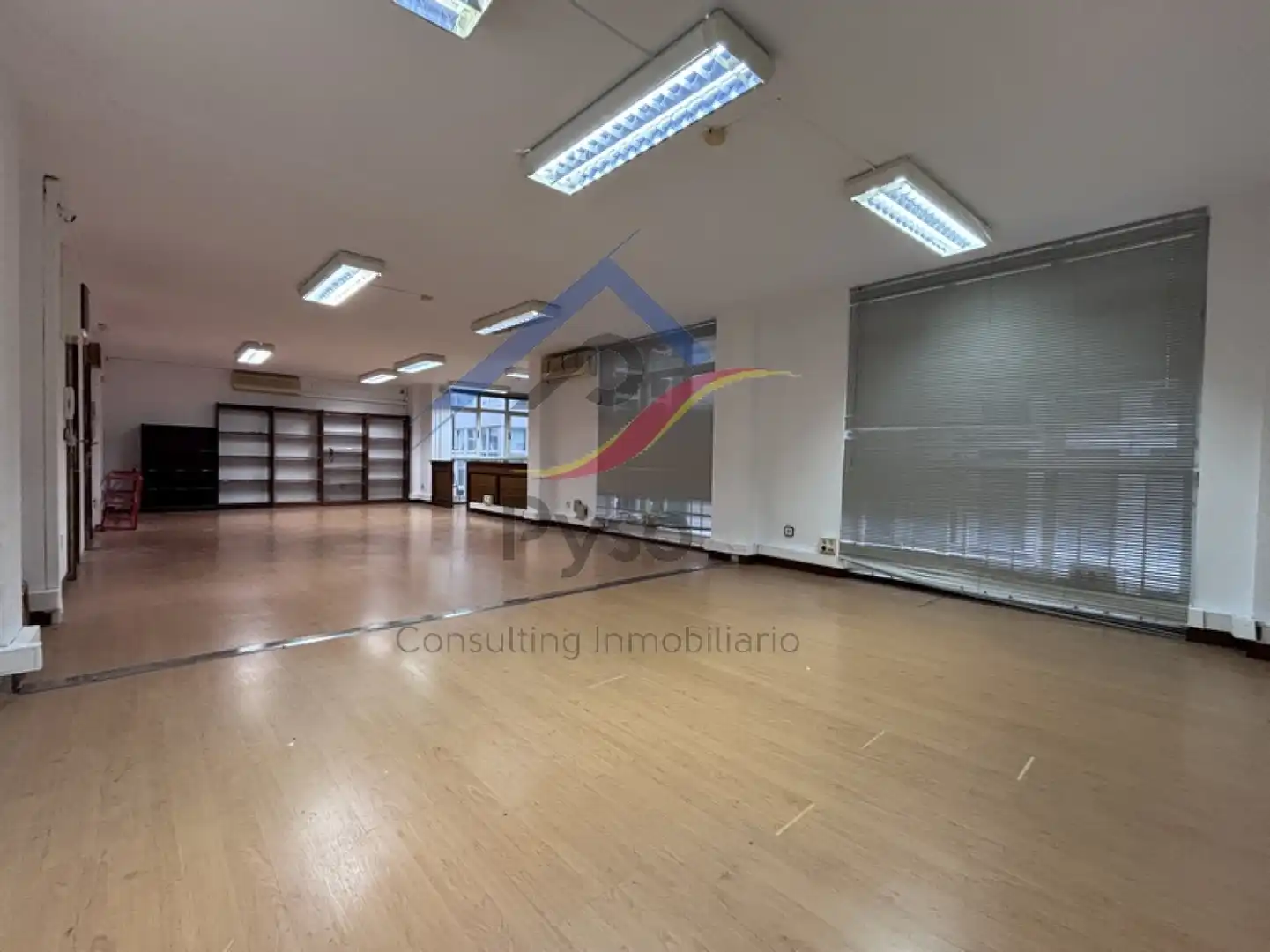 Büro zur Miete in Santander mit Heizung