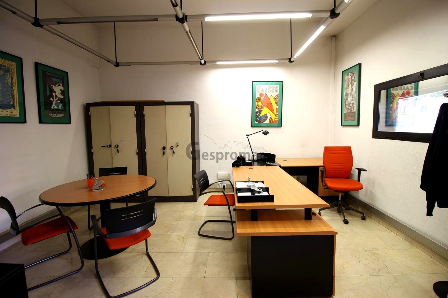 Premises for sale in  Madrid Capital  with Air Conditioner