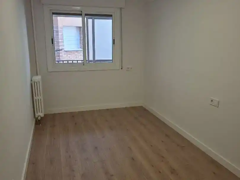 Bedroom of Flat for sale in  Lleida Capital  with Air Conditioner and Balcony