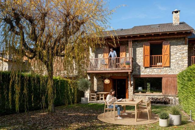 Casa adosada en Venta en Grau de l'Os en Prats i Sansor