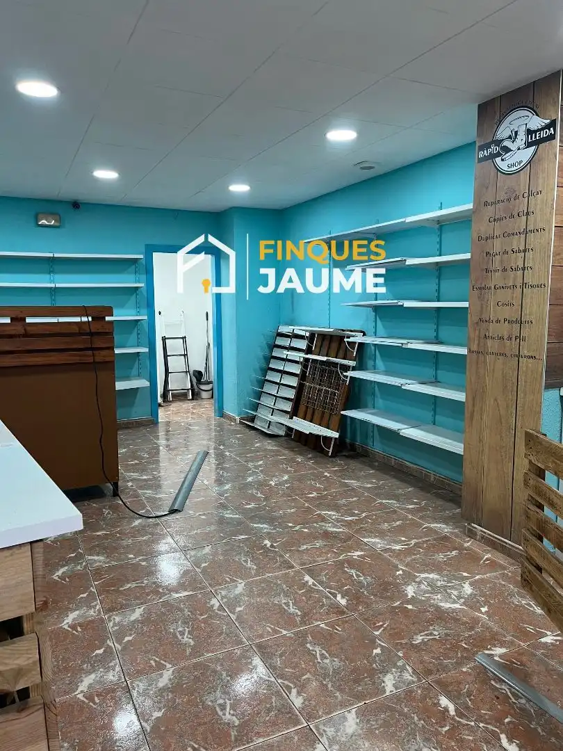 Business premises to rent in Bisbe Messeguer, imagen 6