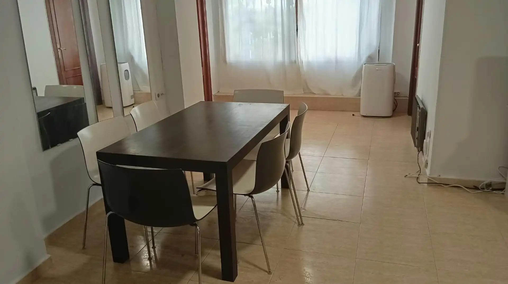 Appartamento con ascensore in affitto a Carrer de Romeu de Corbera, imagen 19