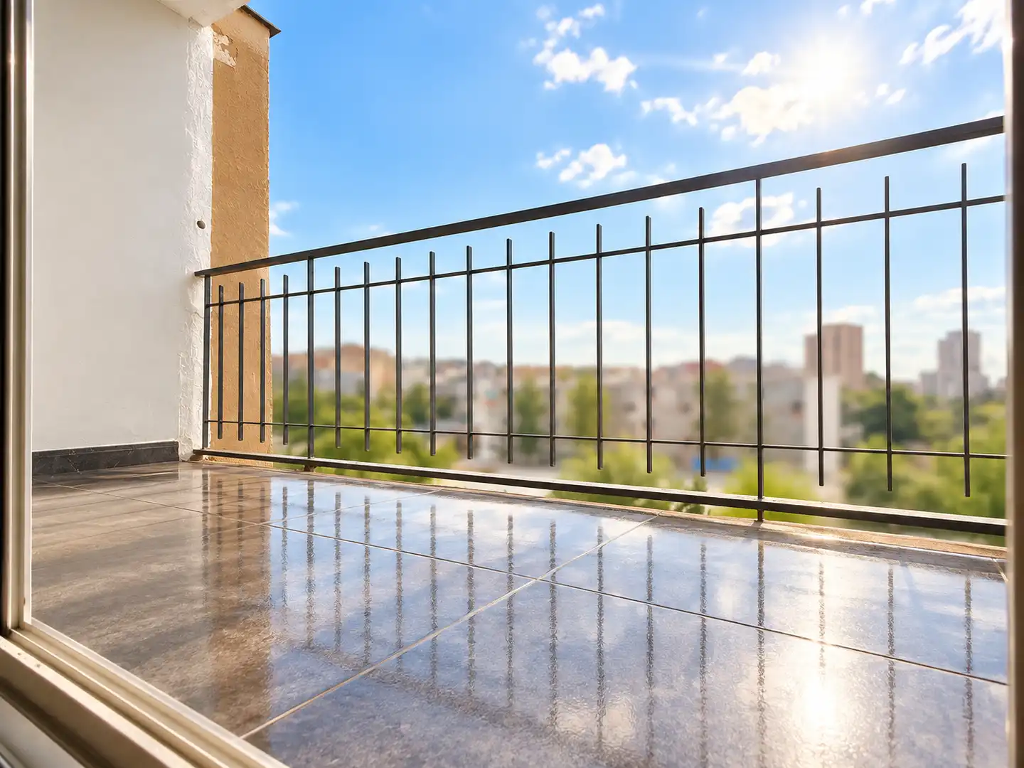 Piso con terraza en venta en Riu Sud, imagen 3
