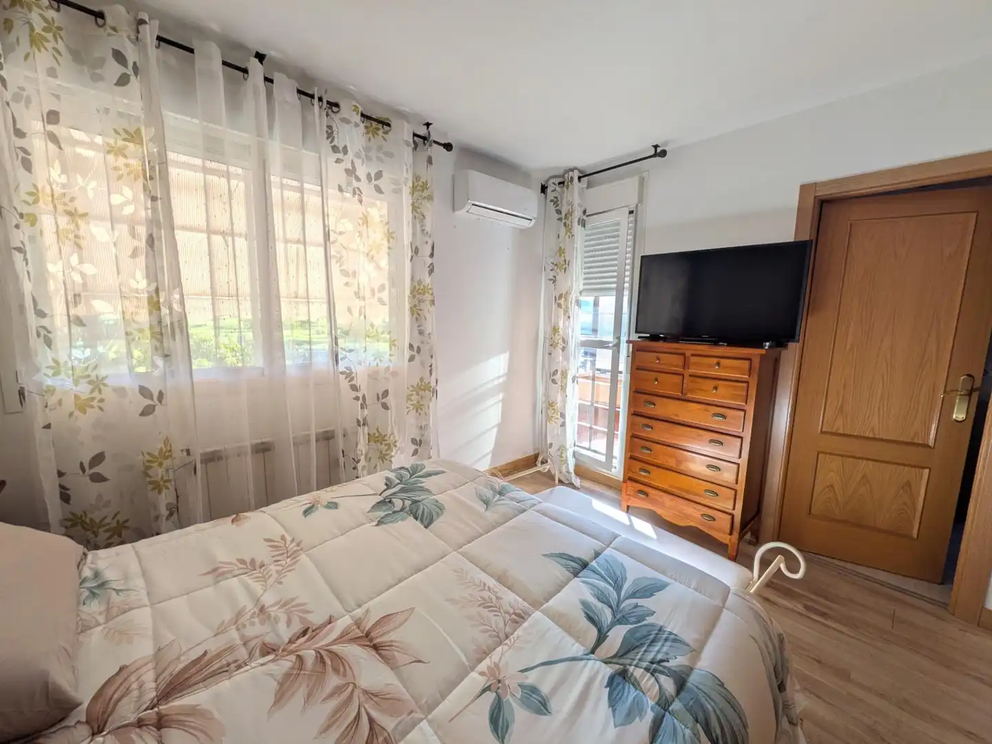 Habitación de Casa o chalet en venta en Ensanche
