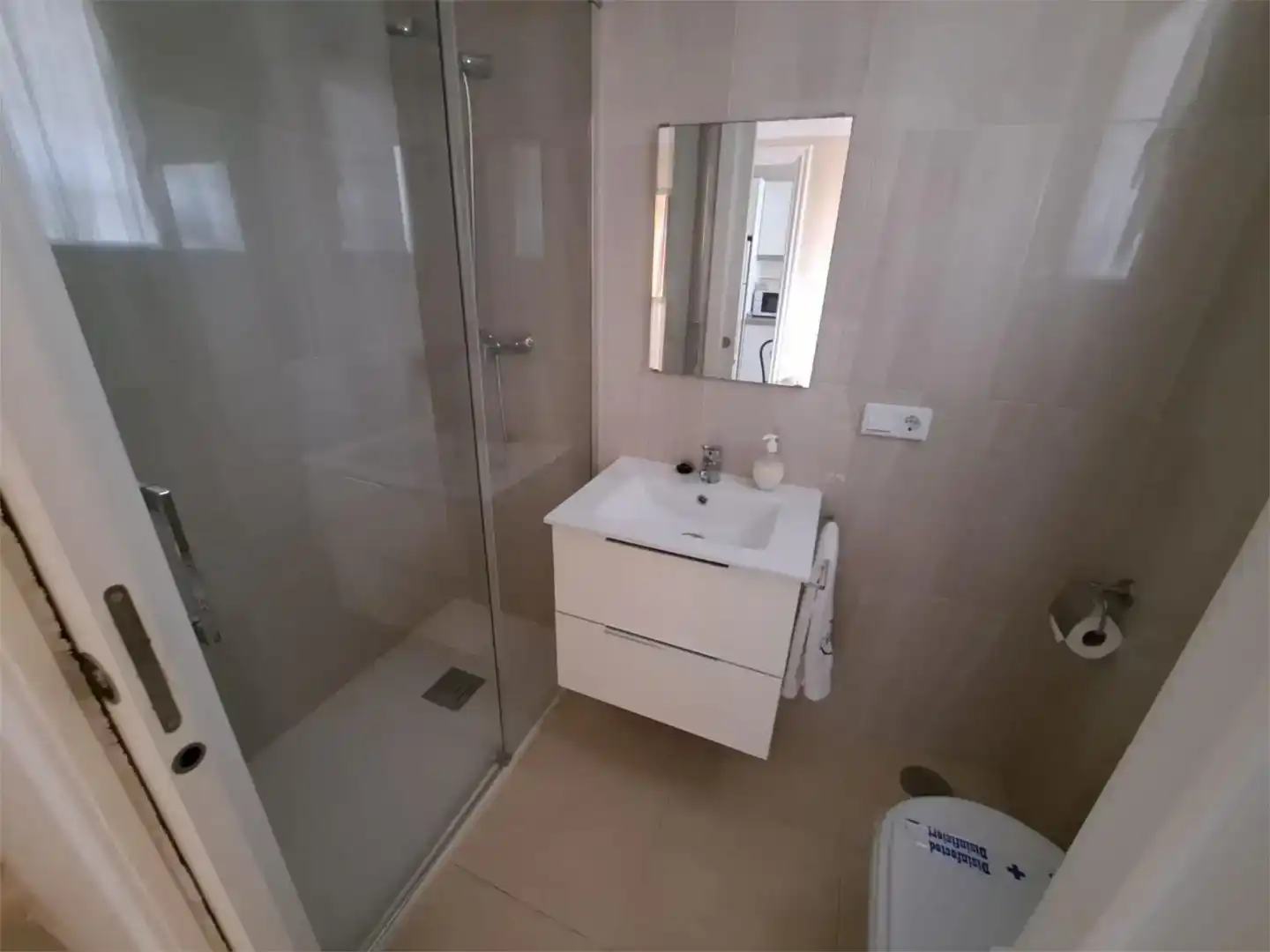 Bany de Pis en venda en Estepona amb Aire condicionat, Piscina i Balcó