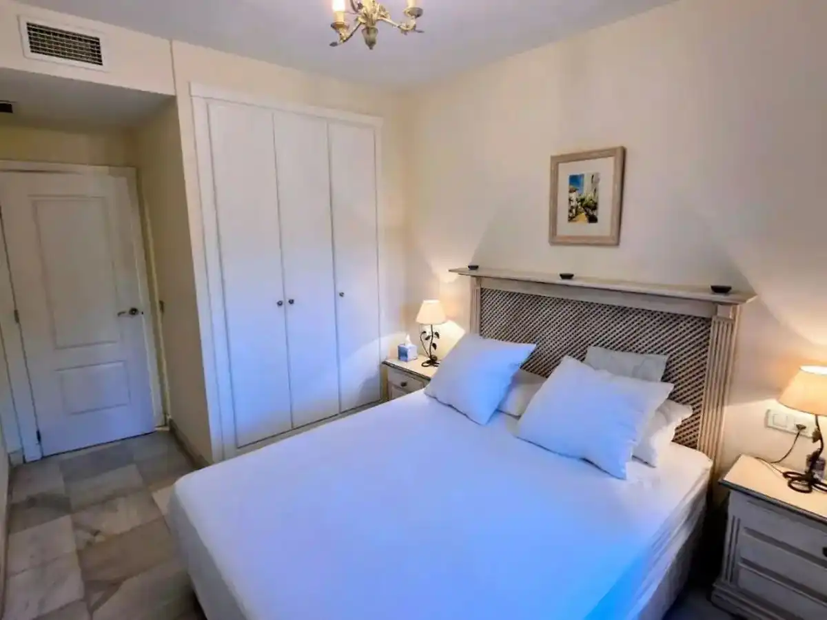 Apartament amb piscina en venda a Estepona Pueblo, imagen 8