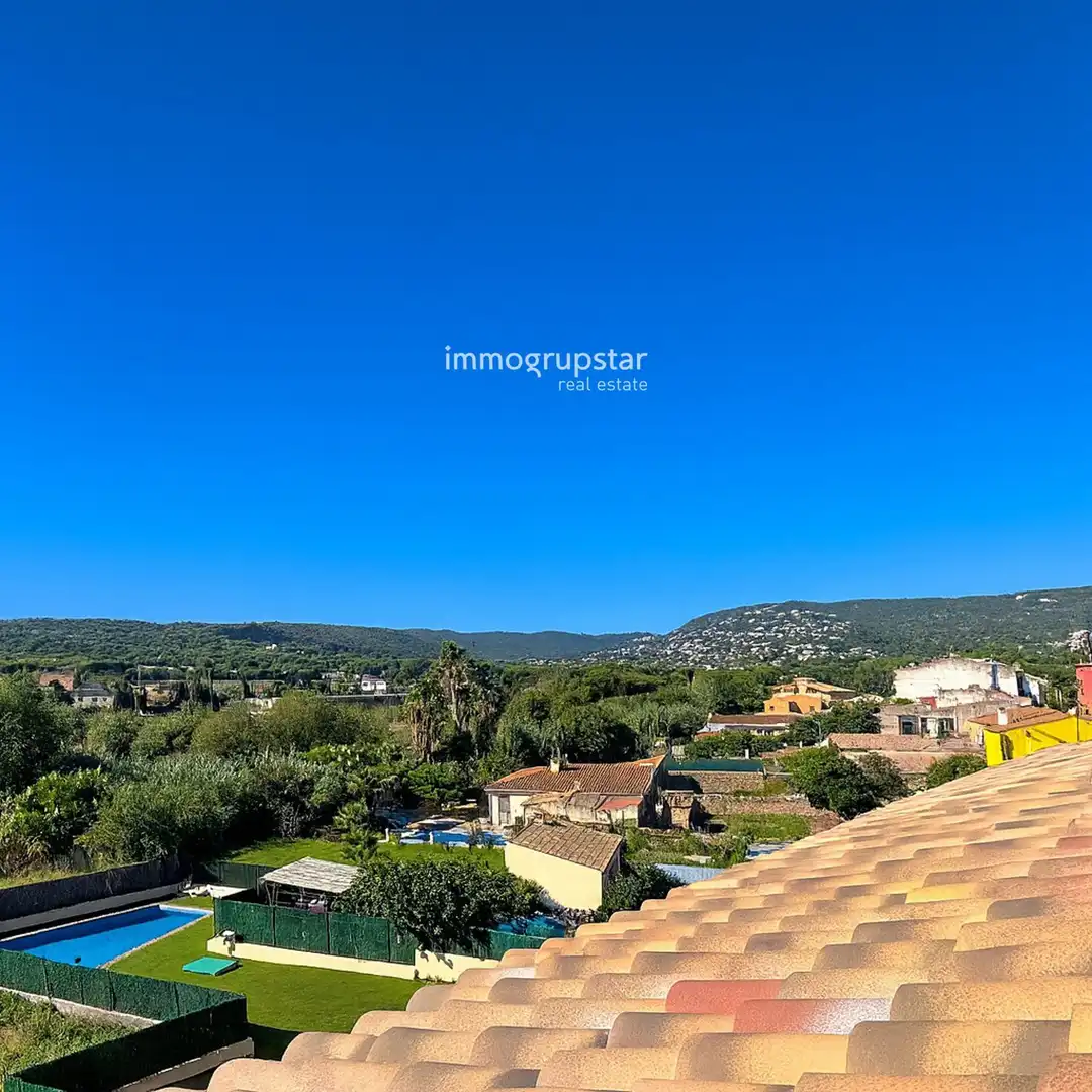 Vista exterior de Ático en venta en Calonge i Sant Antoni con Aire acondicionado, Calefacción y Terraza