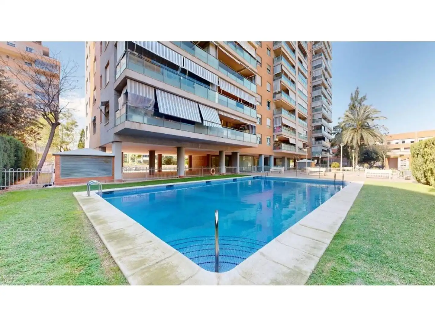 Piscina de Piso en venta en Mislata con Aire acondicionado, Jardín privado y Terraza