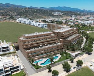 Vista exterior de Apartament en venda en Estepona amb Aire condicionat, Calefacció i Terrassa