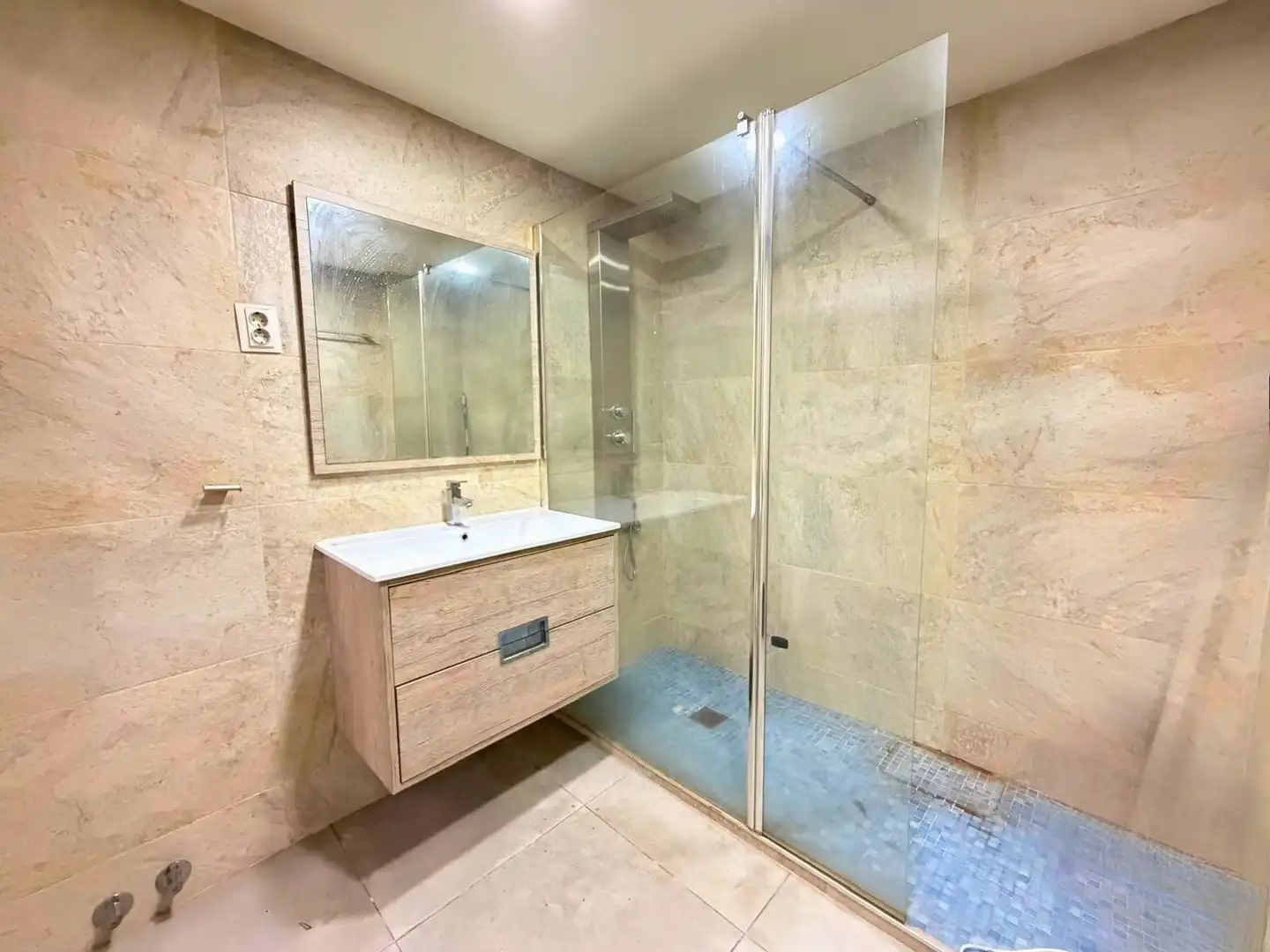 Baño de Casa o chalet en venta en Rivas-Vaciamadrid con Aire acondicionado, Calefacción y Jardín privado