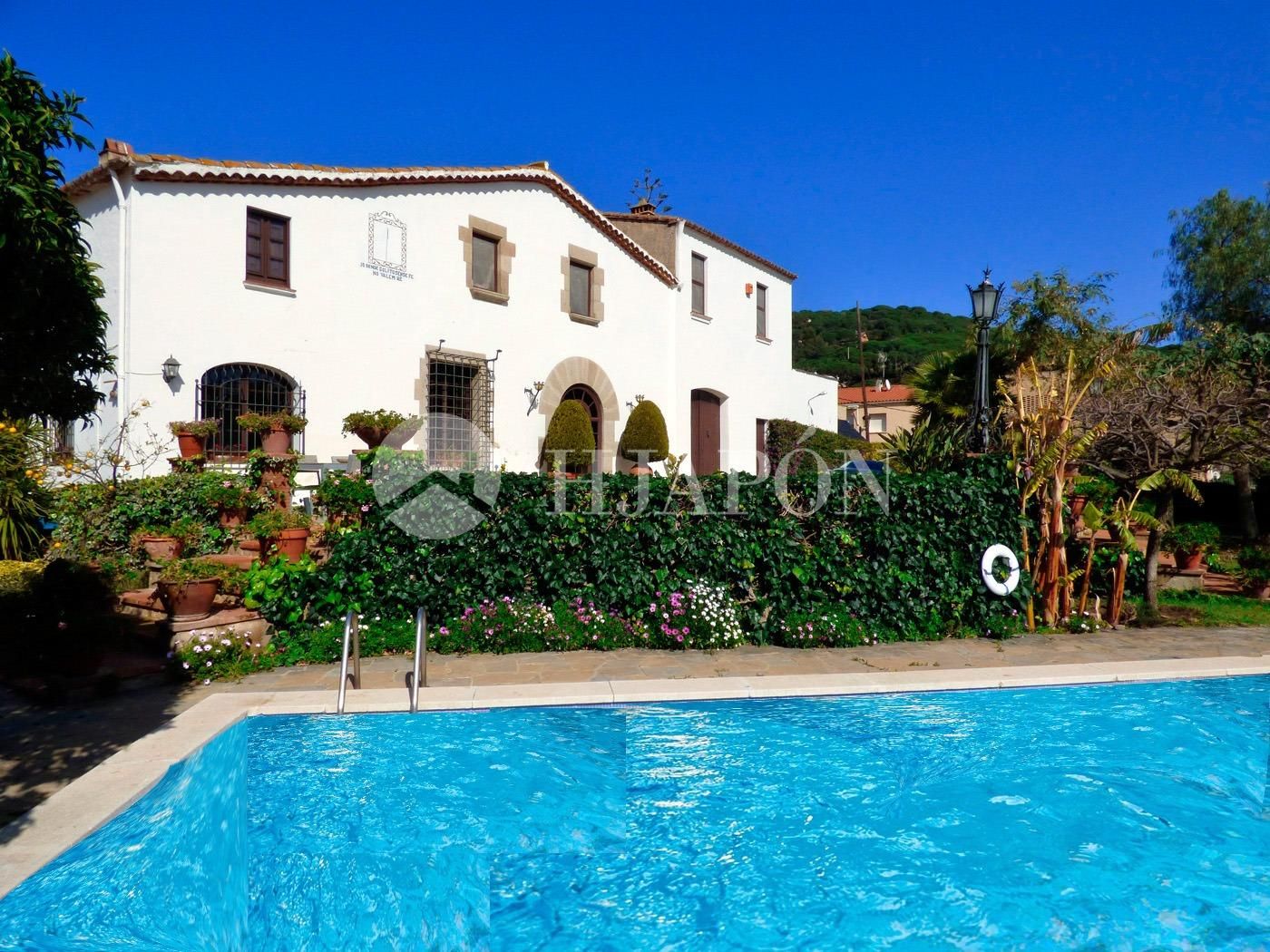Piscina de Finca rústica en venda en Cabrera de Mar amb Calefacció, Jardí privat i Terrassa