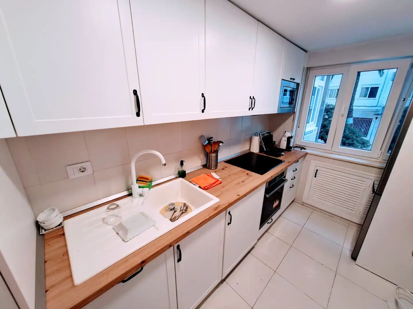 Cuina de Apartament en venda en Benicasim / Benicàssim amb Jardí privat, Terrassa i Moblat