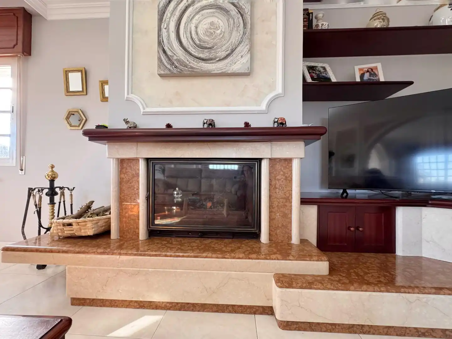 Sala de estar de Casa o chalet en venta en Barro con Calefacción, Jardín privado y Terraza