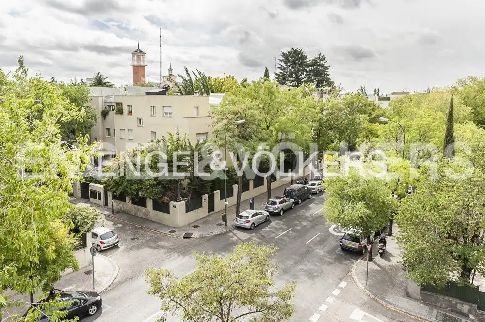Vista exterior de Pis de lloguer en Madrid amb Aire condicionat, Calefacció i Moblat