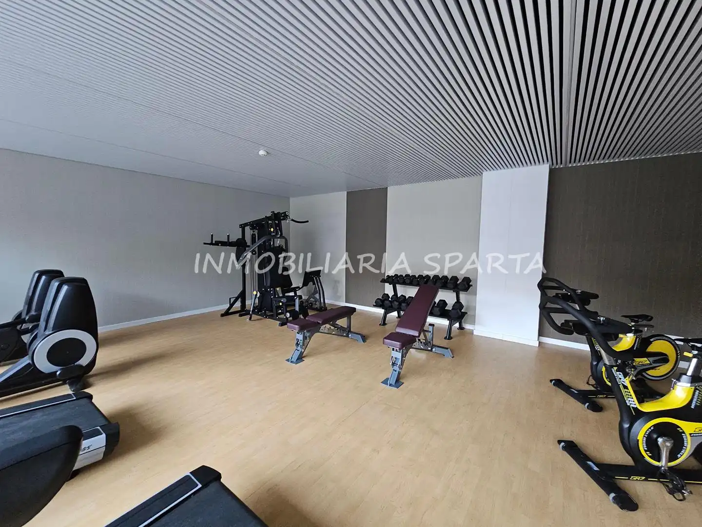 Flat for rent in Tomares  with Air Conditioner, Heating and Terrace