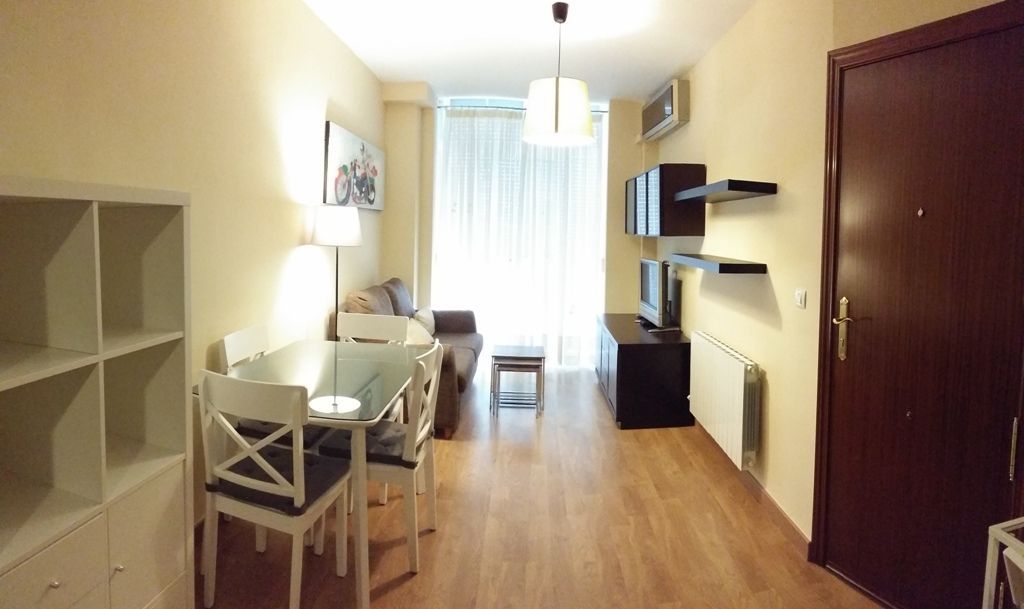 Apartment to rent in Calle Guadalquivir, Belén - San Roque