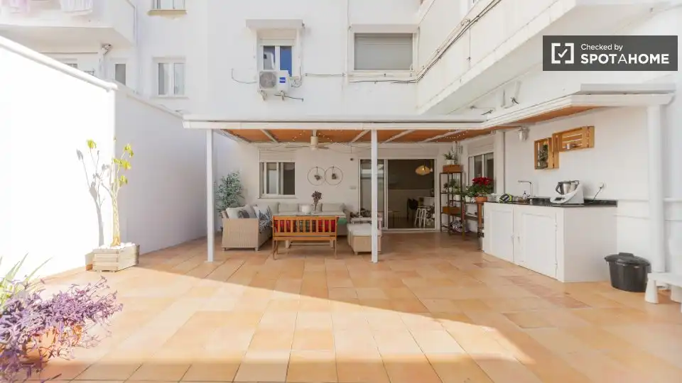 Terrace of Flat for rent in Valencia  with Air Conditioner, Heating and Furnished