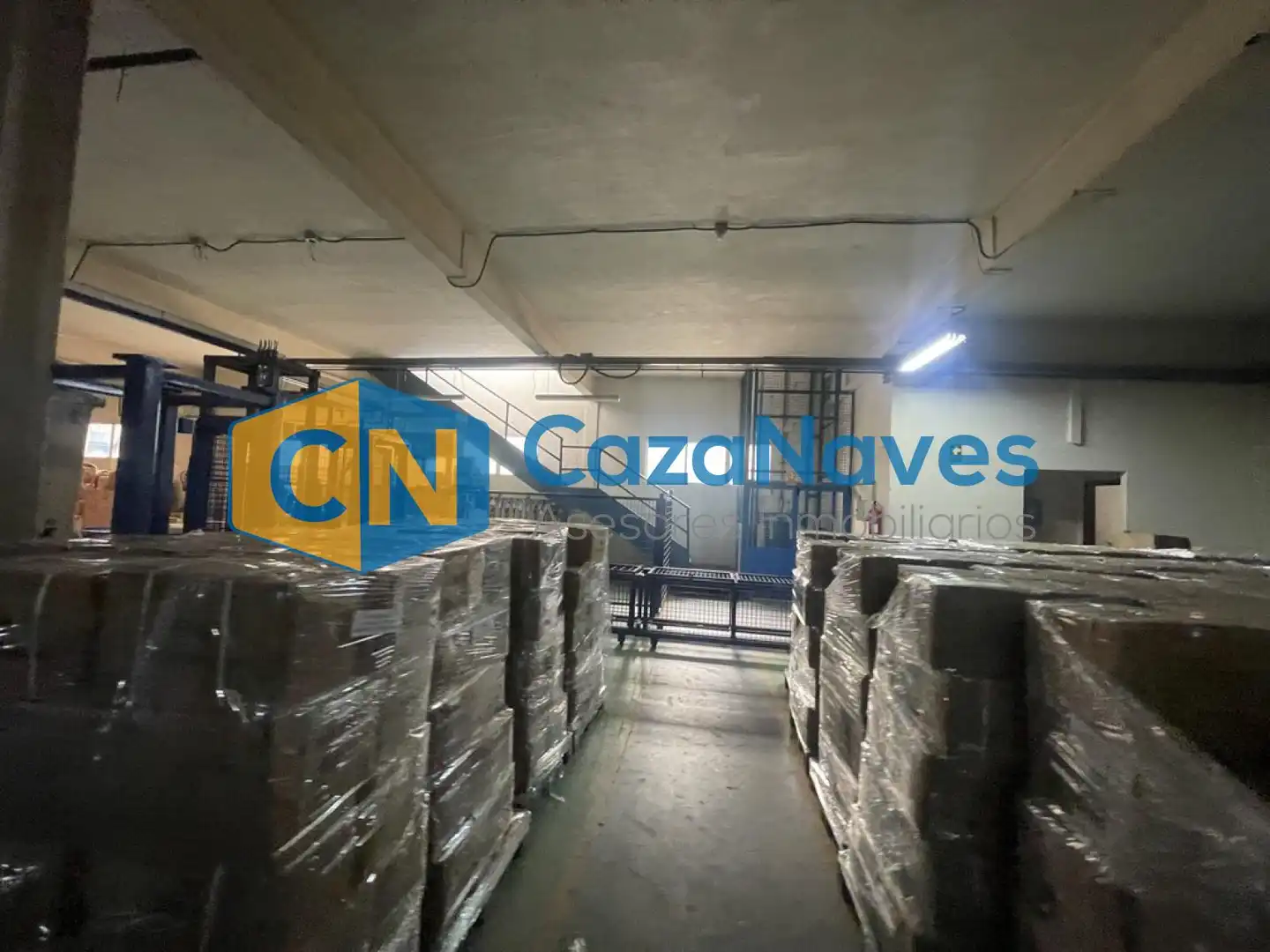 Nave industrielle avec ascenseur à vendre à Polígono de las Monjas, imagen 4