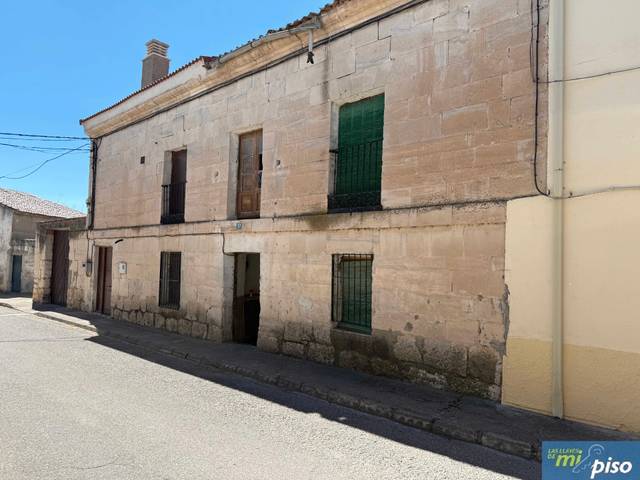 Casa-chalet en Venta en Calle Barrio Nuevo, 17 en Piña de Esgueva