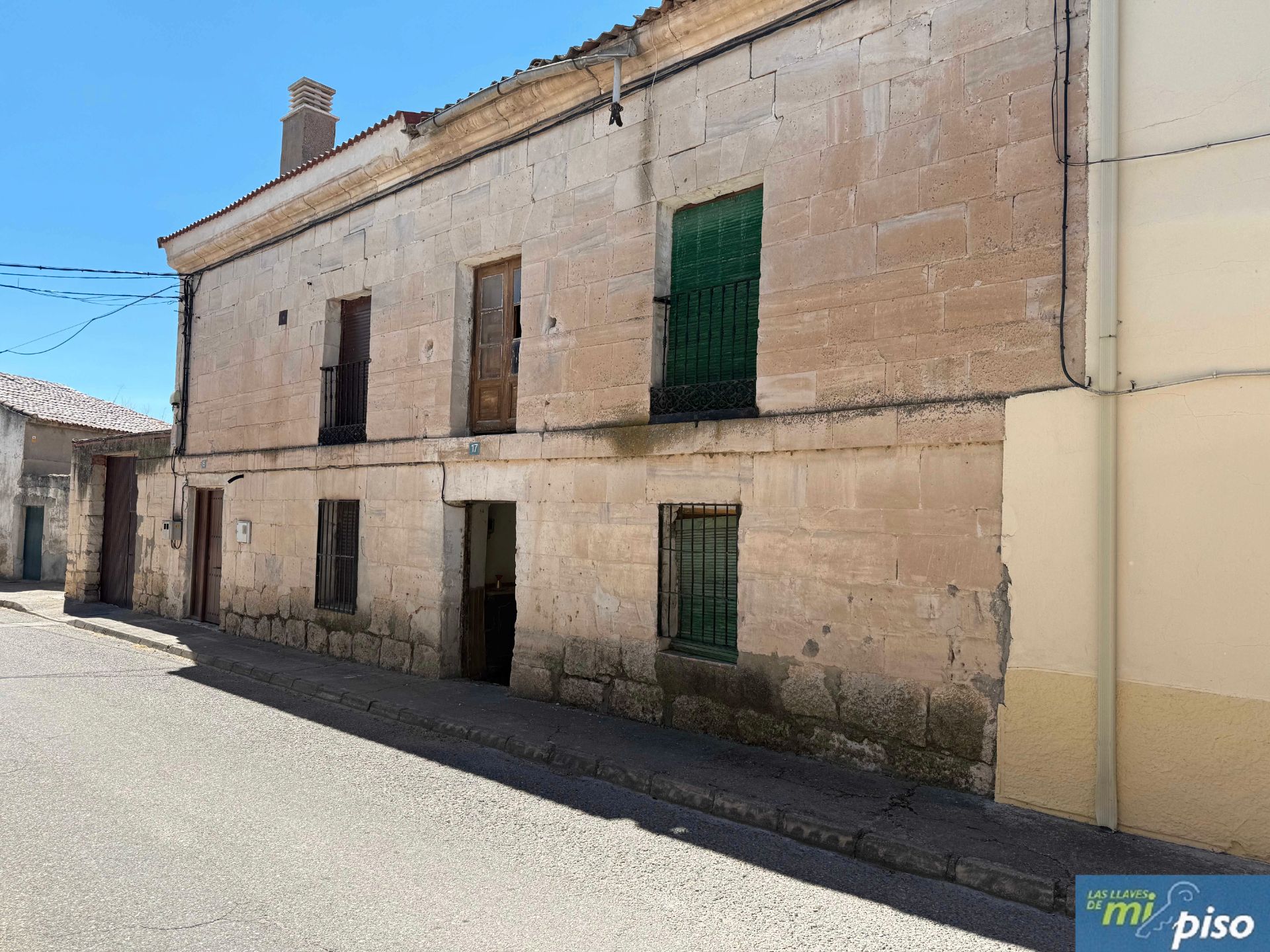 Exterior view of House or chalet for sale in Piña de Esgueva  with Private garden, Terrace and Storage room