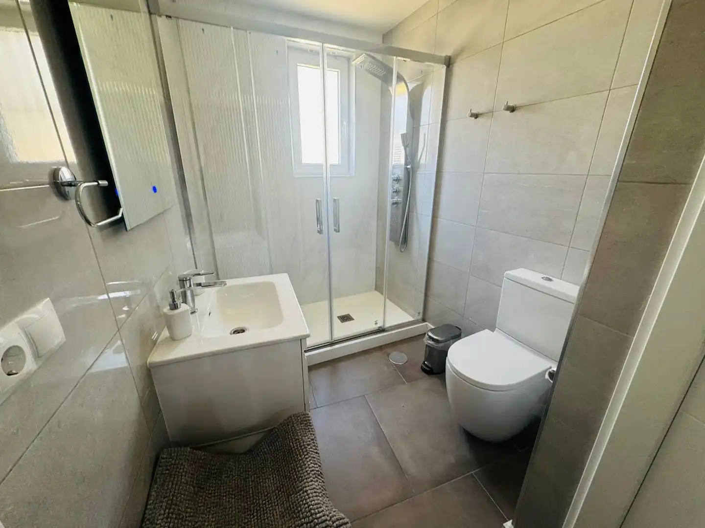 Baño de Planta baja en venta en Fuengirola con Aire acondicionado, Parquet y Terraza