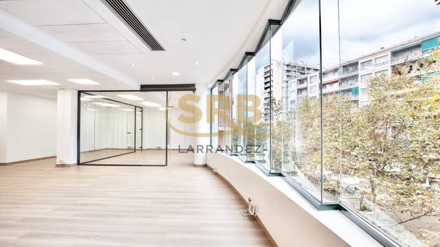 Oficina en Alquiler en Carrer del Marquès de Sentmenat en Barri de les Corts