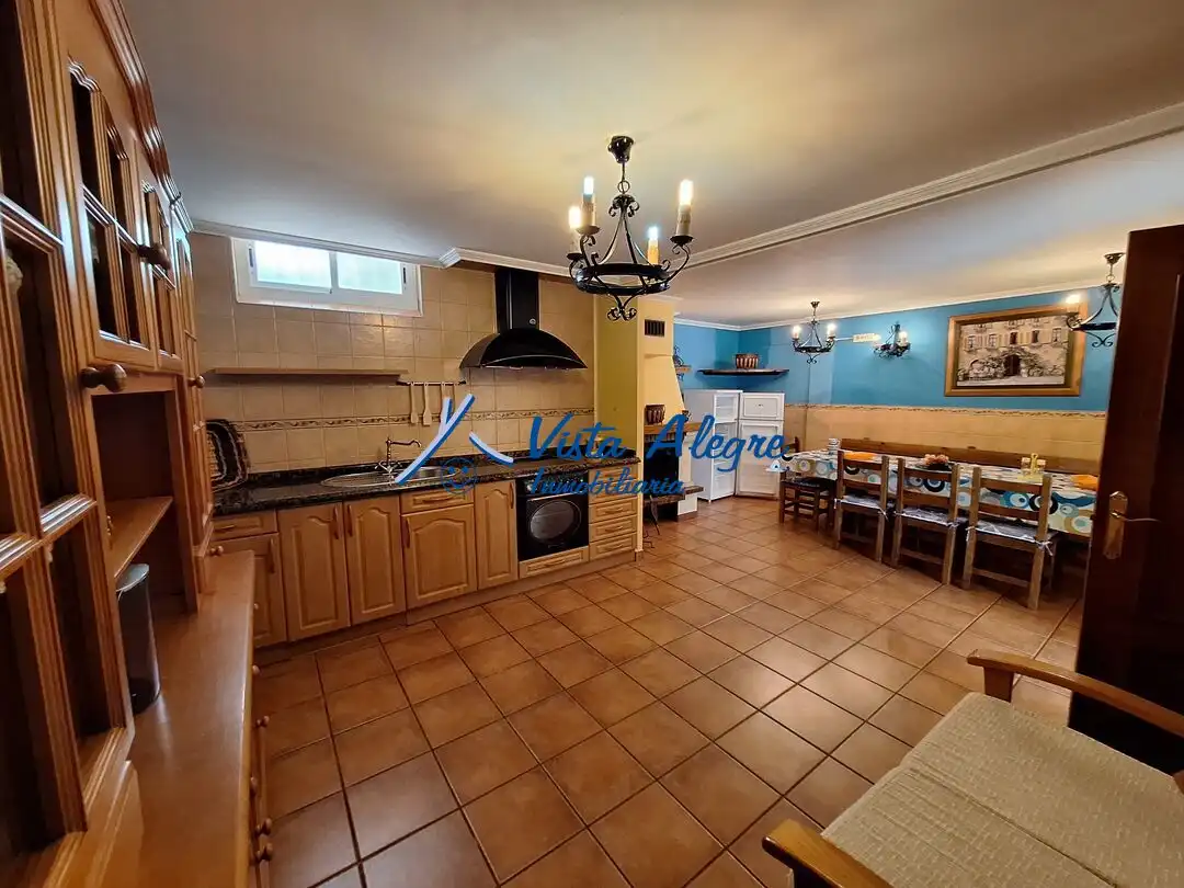 Cocina de Casa adosada en venta en Casalarreina con Calefacción, Jardín privado y Parquet