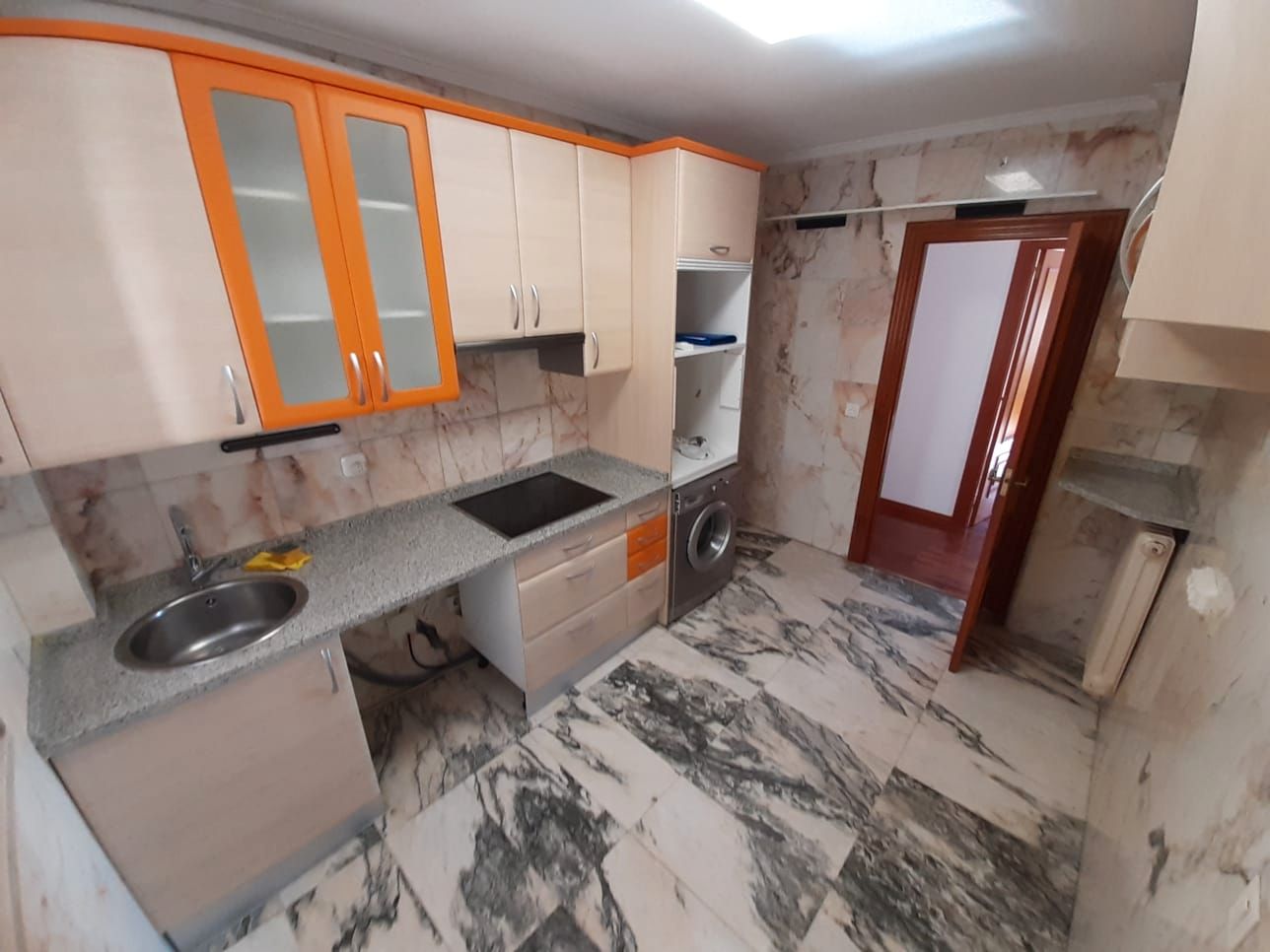 Cocina de Piso en venta en Zamora Capital  con Balcón