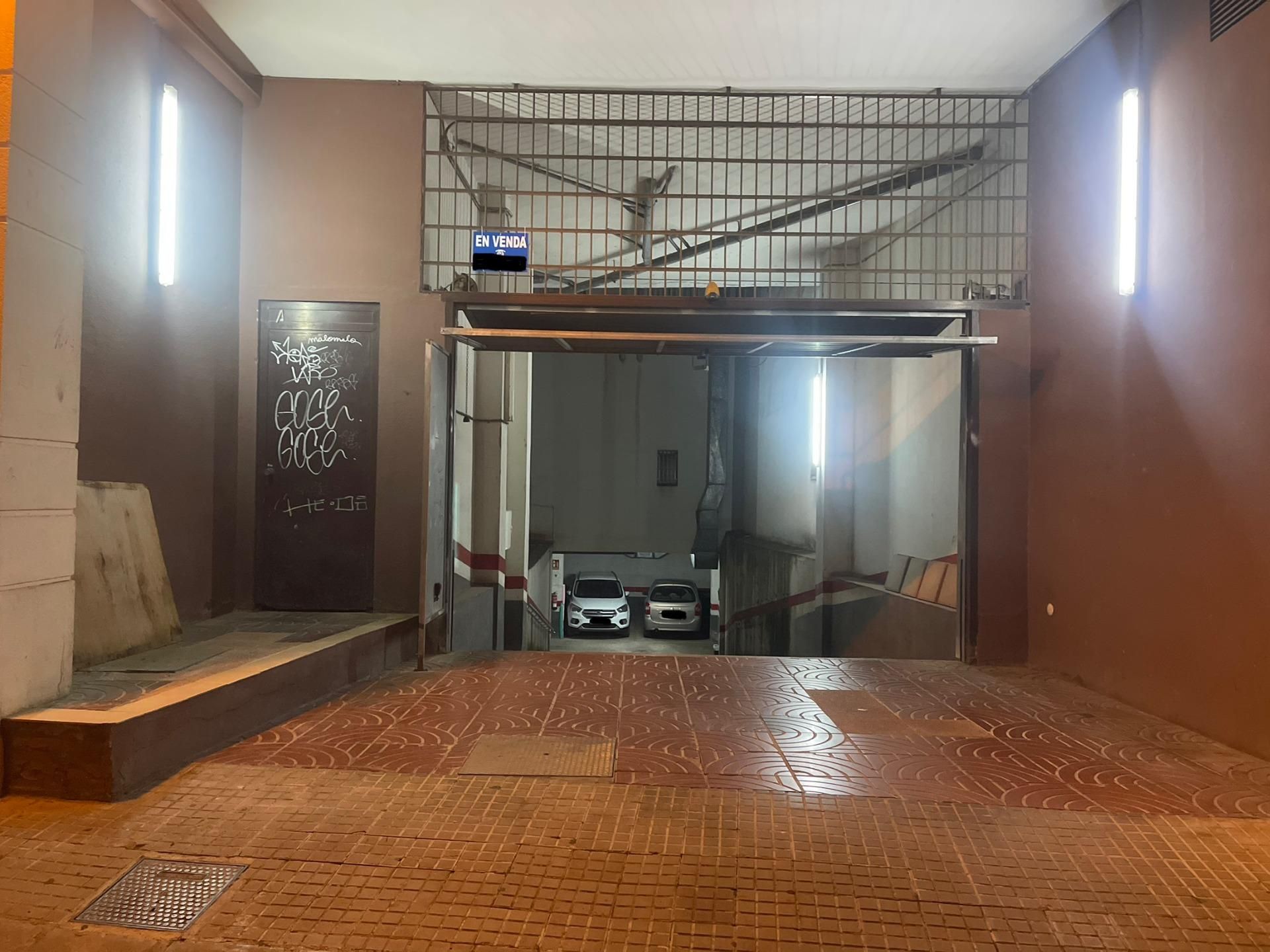 Garage for sale in Viladecans