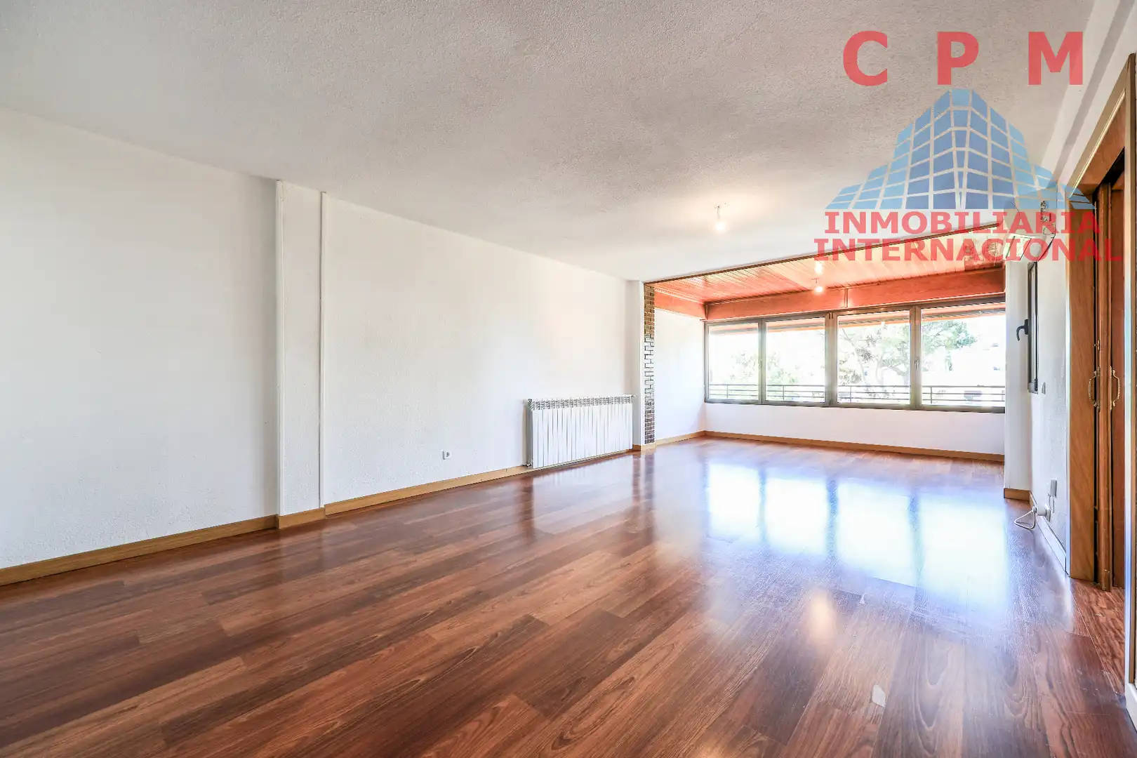 Sala d'estar de Pis de lloguer en Las Rozas de Madrid amb Aire condicionat, Calefacció i Parquet