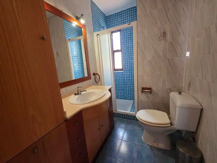 Bany de Casa adosada en venda en La Manga del Mar Menor amb Aire condicionat, Jardí privat i Terrassa