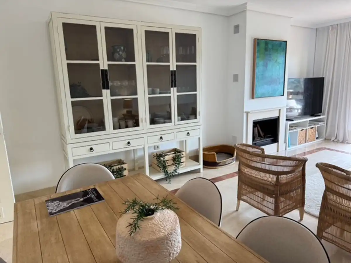 Comedor de Apartamento en venta en Sotogrande con Aire acondicionado, Terraza y Trastero