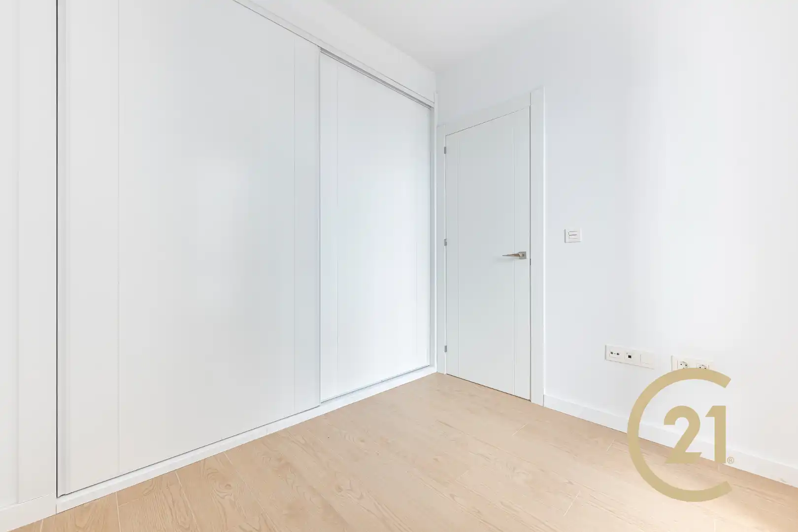 Dormitori de Apartament en venda en Fuengirola amb Balcó