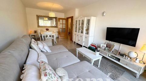 Foto 2 de Casa adosada en venta en Palau-solità i Plegamans, Barcelona