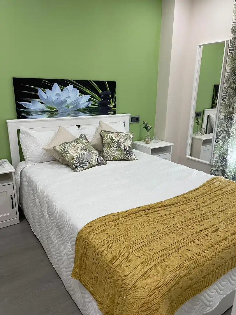 Habitación de Apartamento de alquiler en Linares con Aire acondicionado, Calefacción y Amueblado