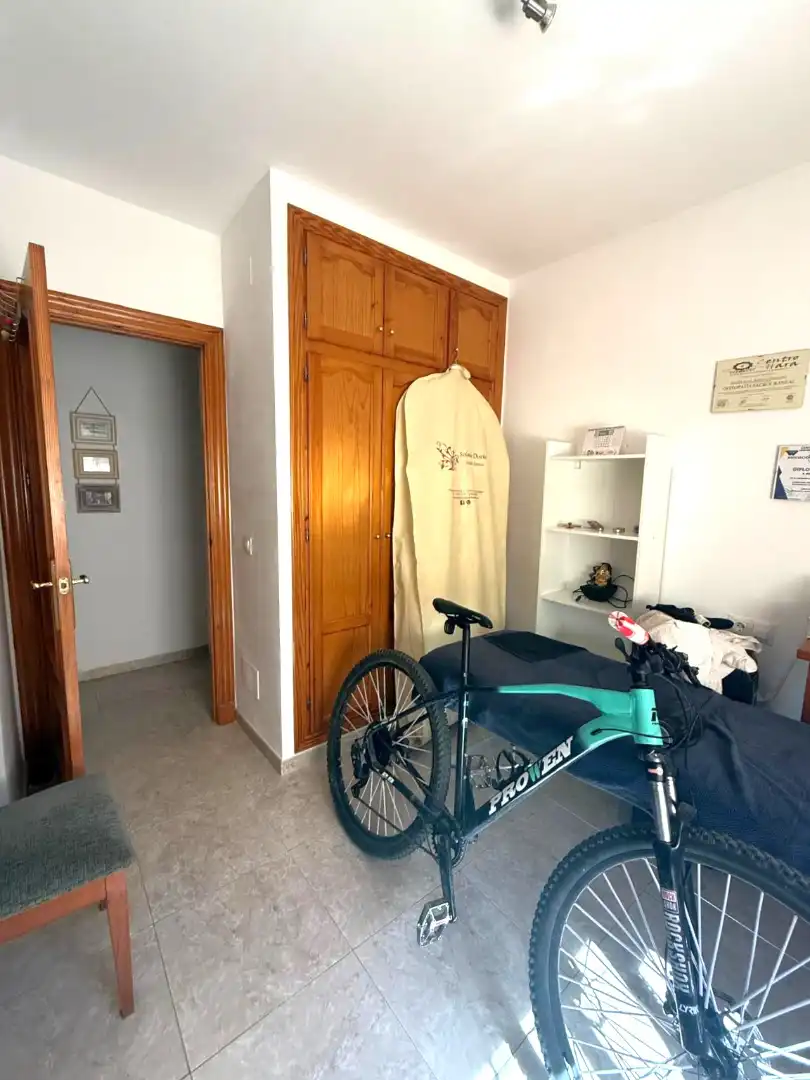 Schlafzimmer von Wohnung zum Verkauf in Coín mit Klimaanlage, Terrasse und Möbliert