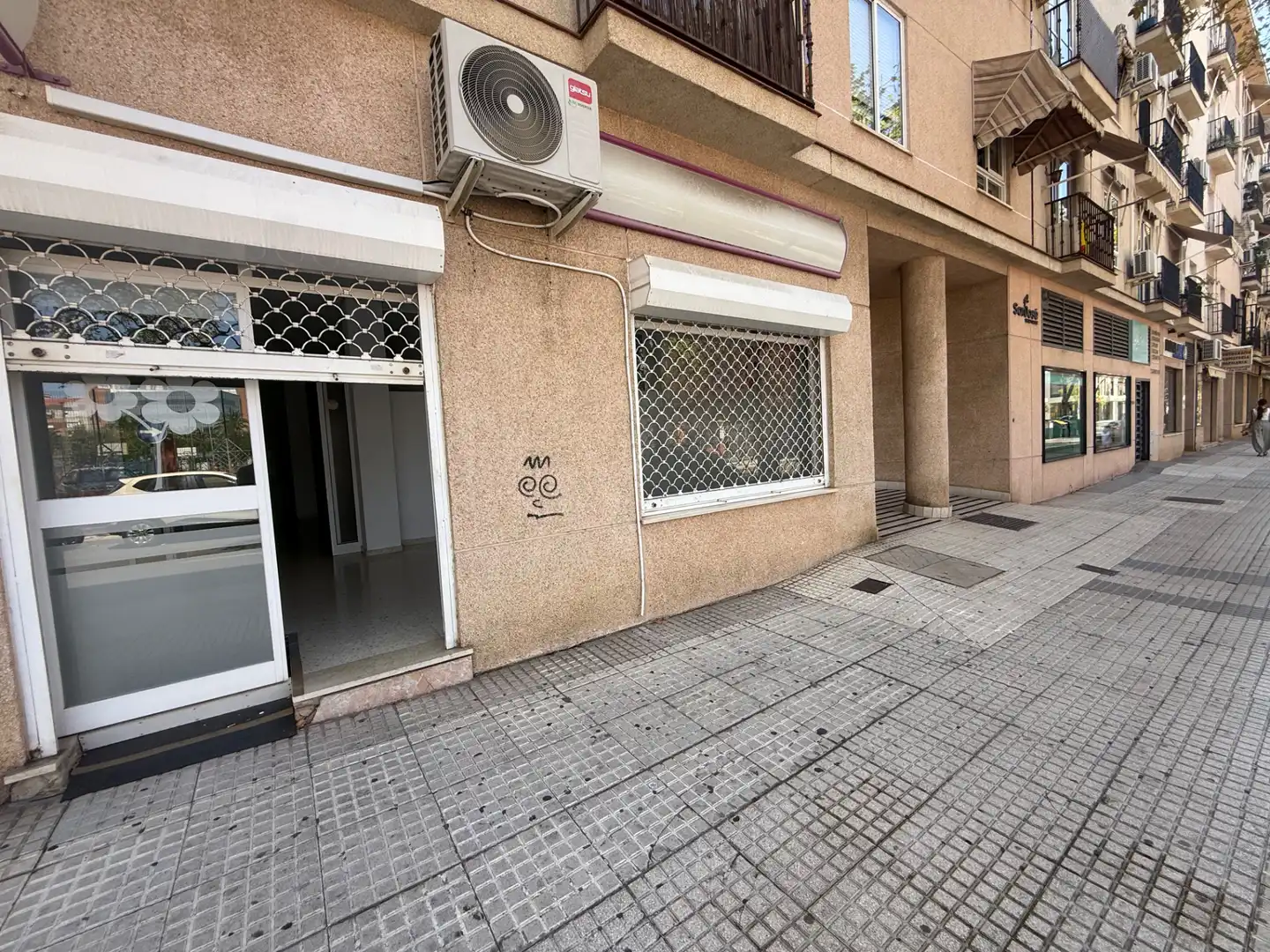 Local de lloguer en Huelva amb Aire condicionat i Calefacció