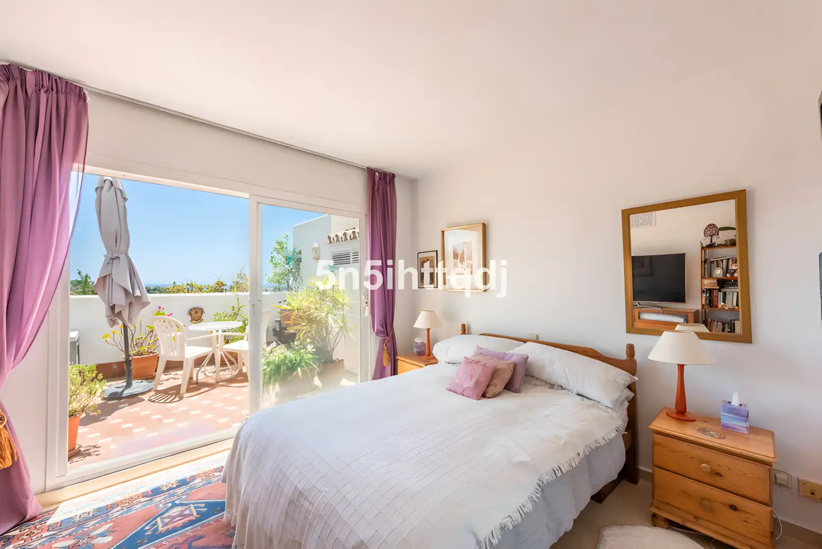 Habitación de Ático en venta en Marbella con Terraza, Piscina y Amueblado