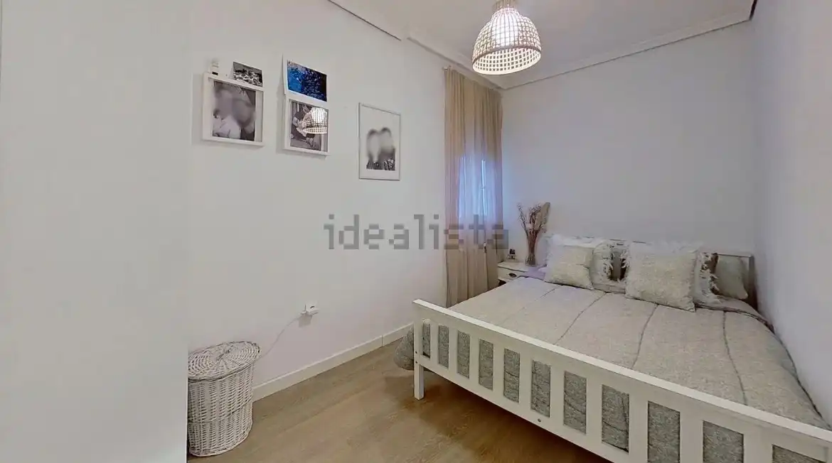 Habitación de Piso en venta en Valladolid con Calefacción, Amueblado y Horno