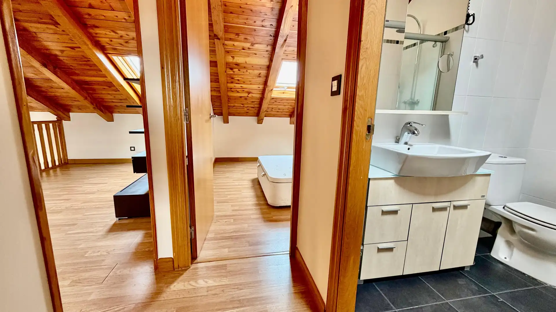 Bathroom of Flat for sale in Miengo  with Terrace and Furnished