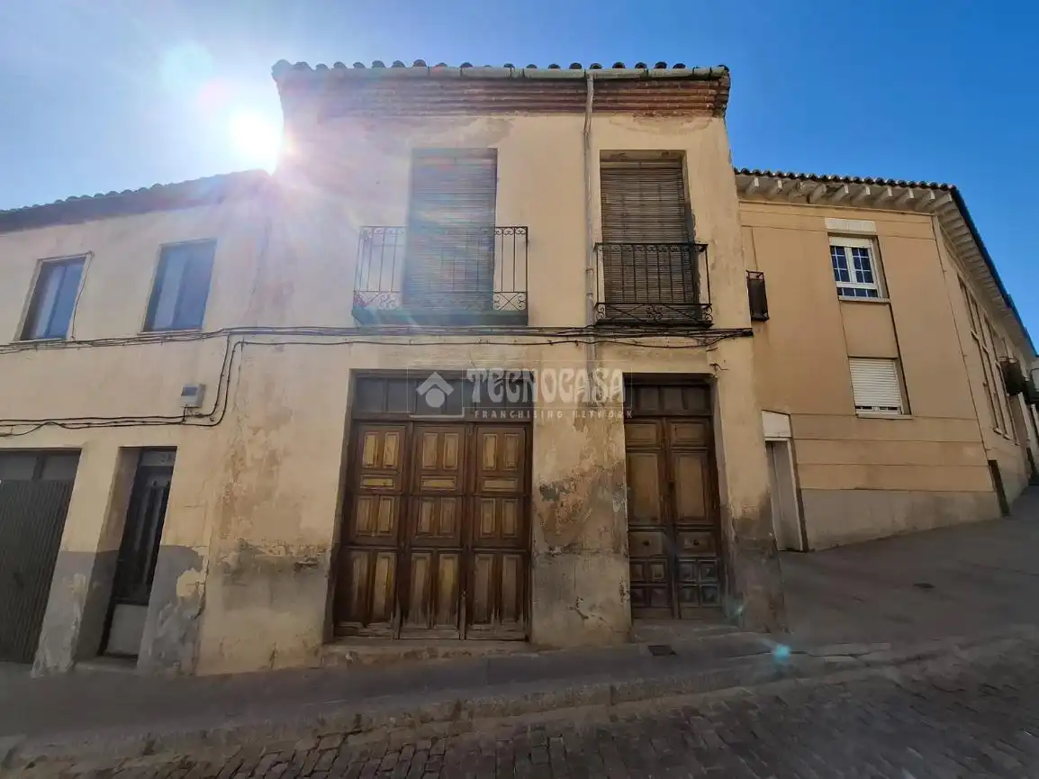 Vista exterior de Casa adosada en venta en Ávila