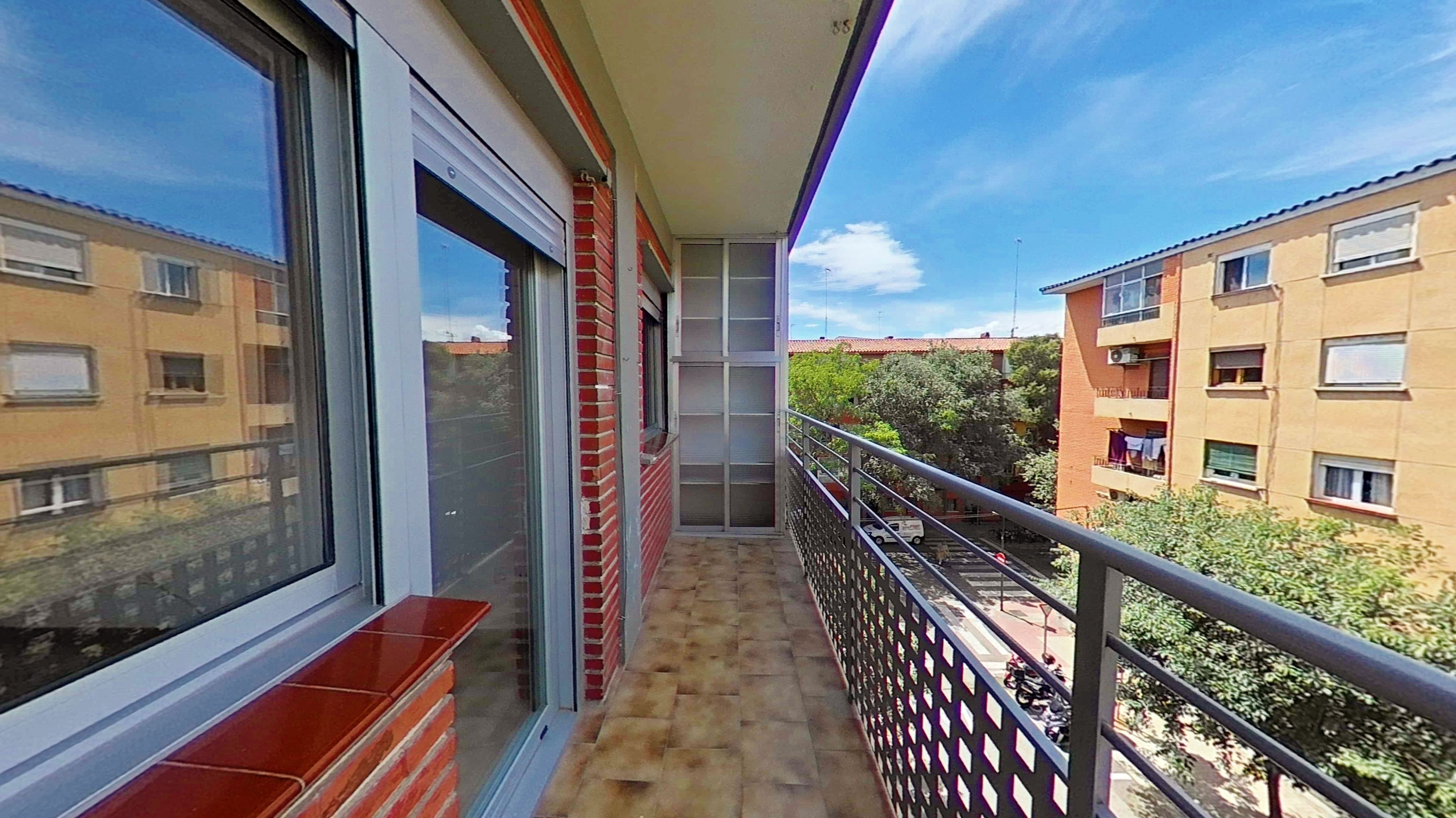 Terraza de Piso en venta en  Zaragoza Capital con Terraza y Horno