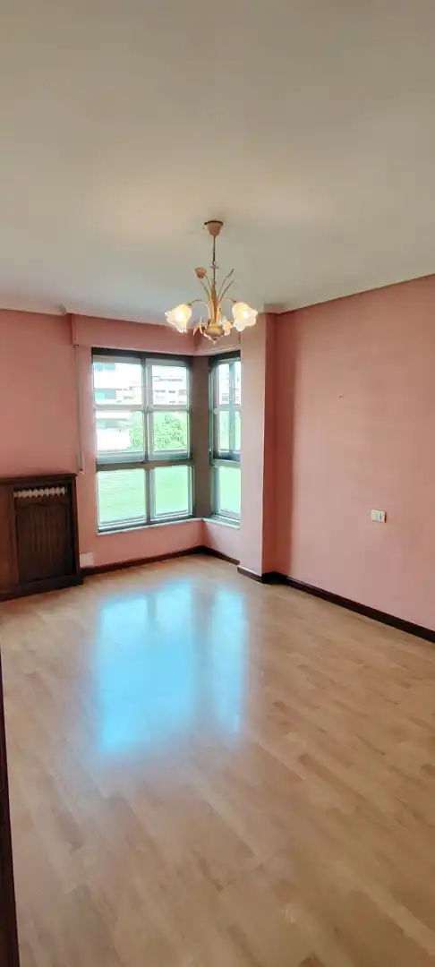 Bedroom of Flat for sale in Salamanca  with Heating, Parquet flooring and Terrace