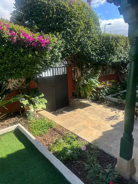 Jardí de Casa o xalet en venda en Puerto de la Cruz amb Jardí privat, Terrassa i Moblat