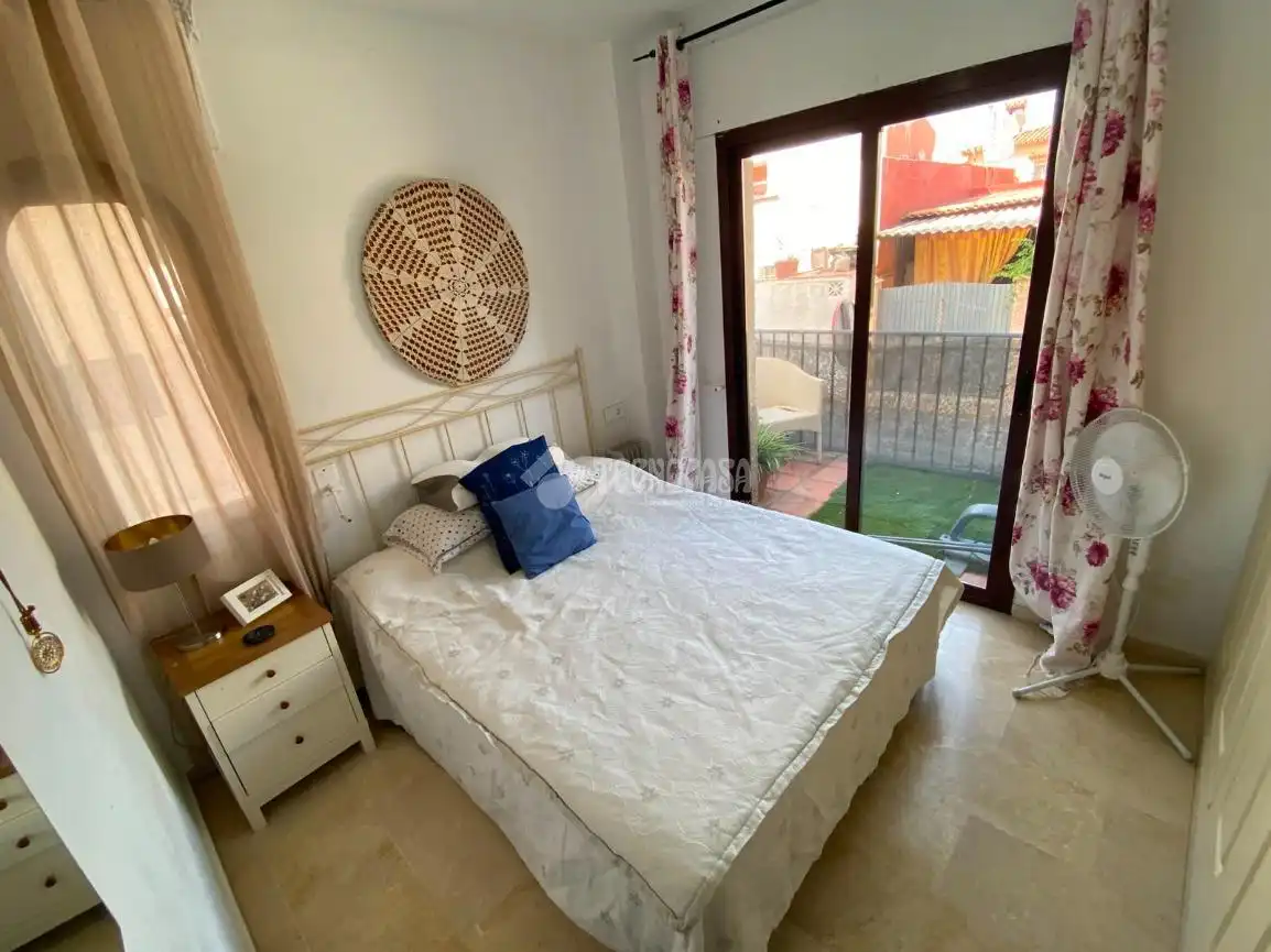 Flat with pool for sale in San Luis de Sabinillas, imagen 4