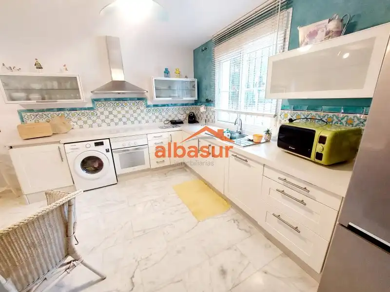 Chalet con terraza en venta en Calle Enebro 6, imagen 11