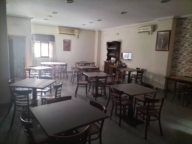 Local comercial en Venta en Calle de Binéfar en Vista Alegre